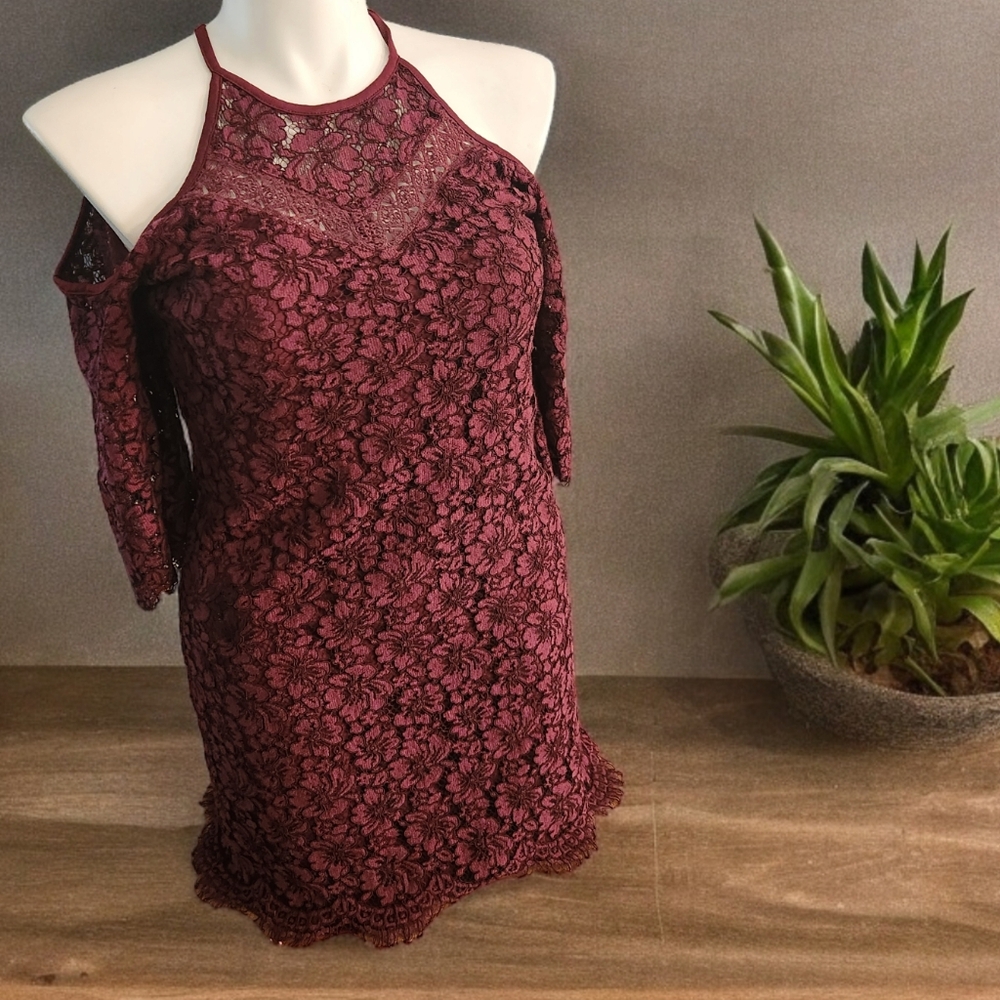 Skies are blue off the shoulder dress size medium